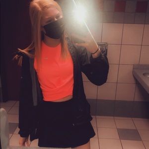 Meet your Posher, Emmaly